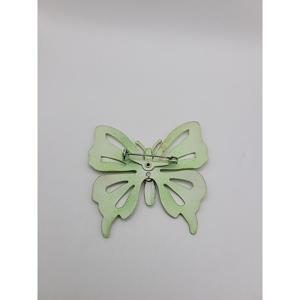 Vintage Style Butterfly Brooch Cream Green Enamel Retro Nature Spring Pin - Picture 5 of 10